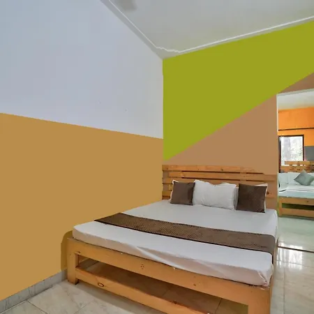 Budget Friendly Home Stay At Candolim G0A